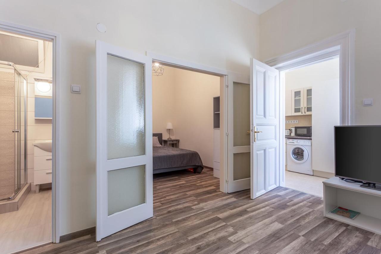 Goldcentral Apartamento